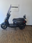 scooter106-2