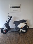scooter107-2